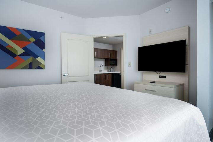 Room 17 of 56