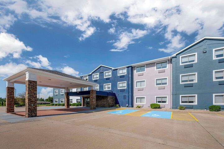 Comfort Inn Kendallville East
