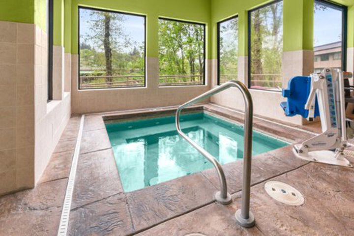 Pool 20 of 245