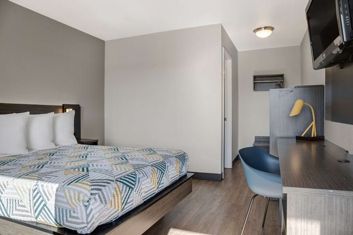 Room 26 of 39