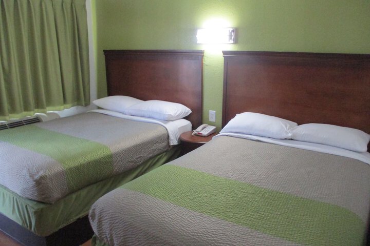 Room 28 of 37
