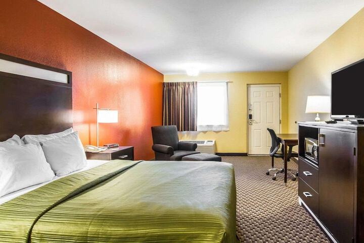 Room 12 of 31