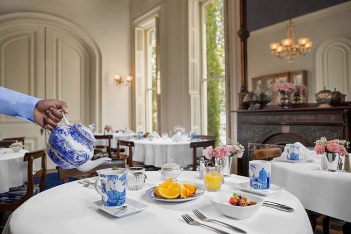 Breakfast/Coffee Service 90 of 96