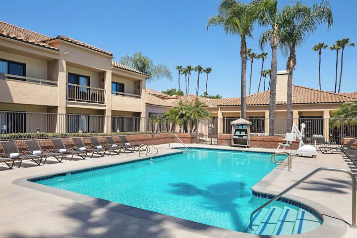 Courtyard by Marriott Anaheim Buena Park