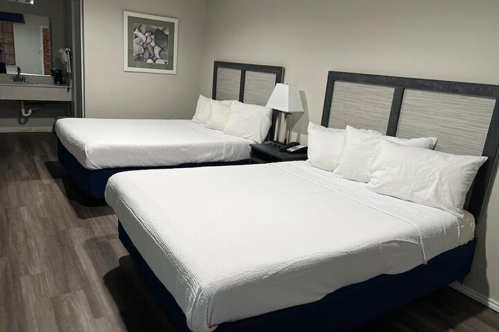 Room 29 of 39