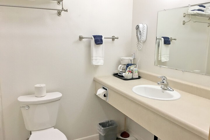 Room 160 of 183