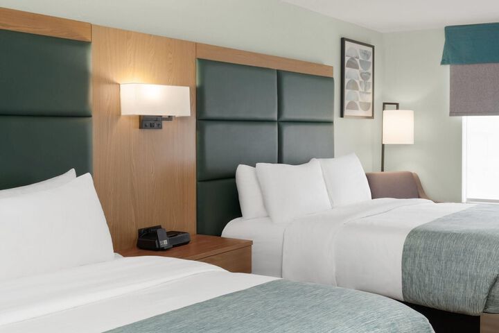 Wingate Suites by Wyndham Mansfield