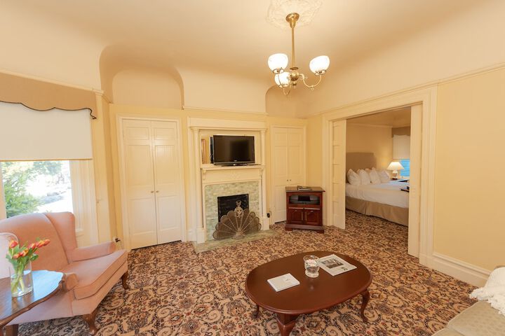 Room 14 of 39
