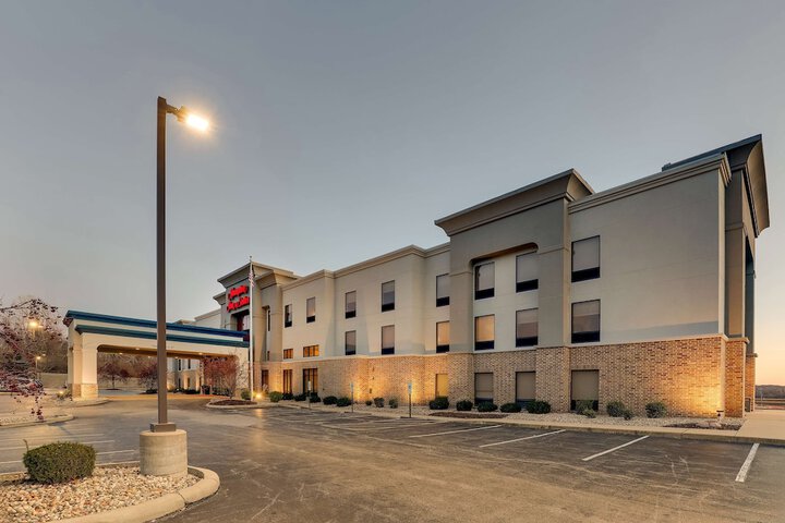 Hotel 7 of 77