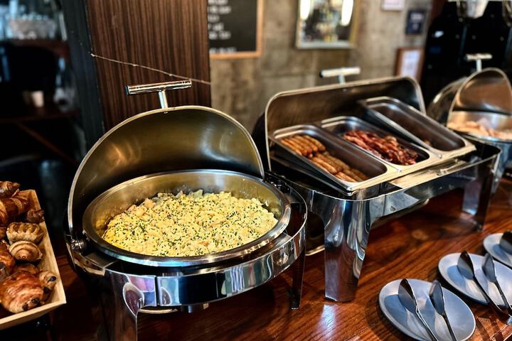 Breakfast/Coffee Service 103 of 114