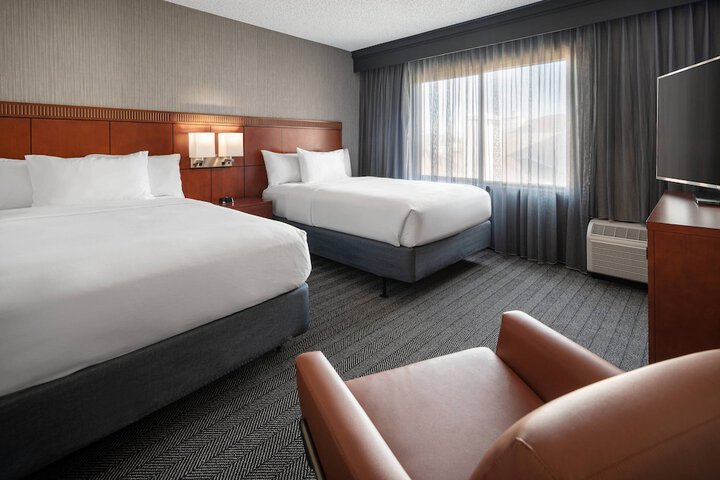 Room 21 of 32