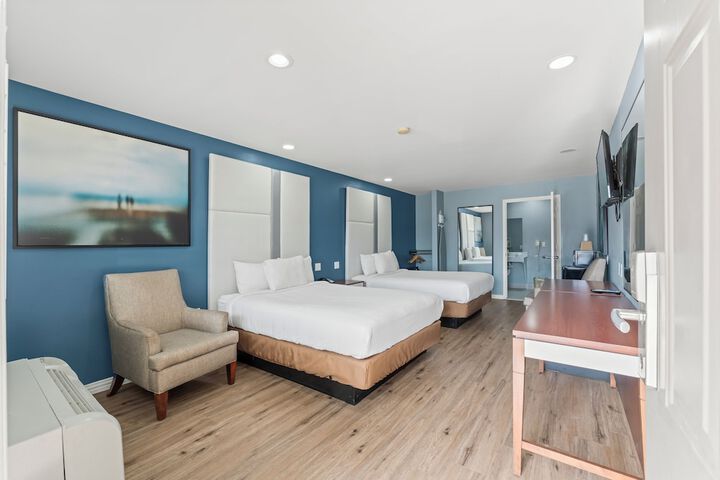 Room 15 of 28