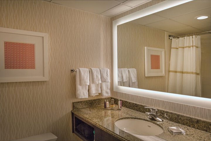 Room 48 of 71
