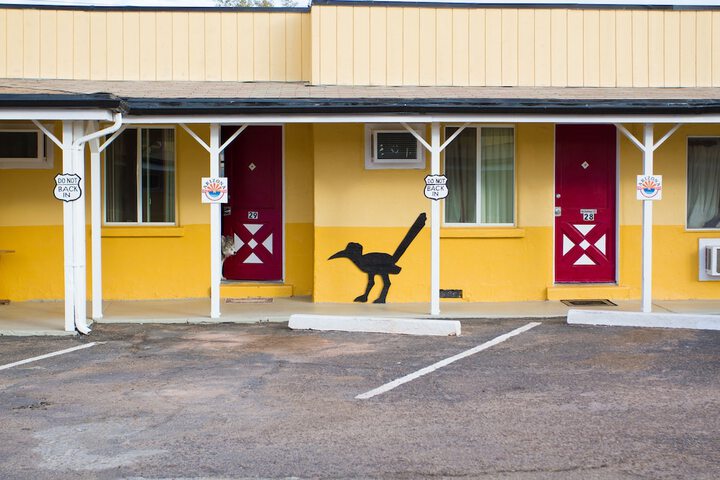 Brads Desert Inn