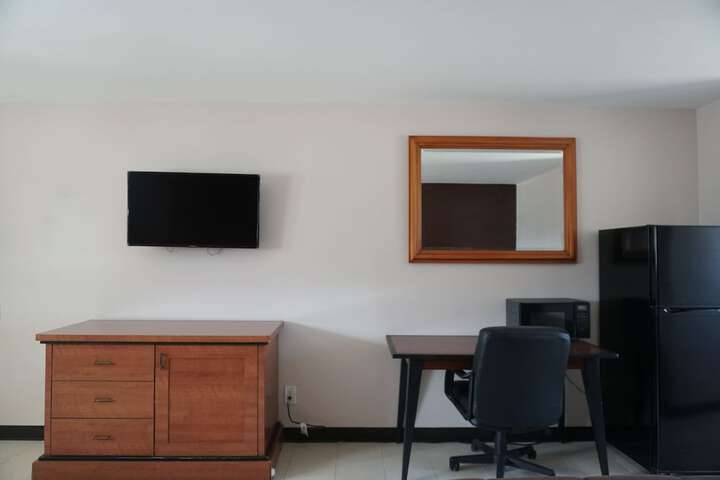 Room 30 of 41