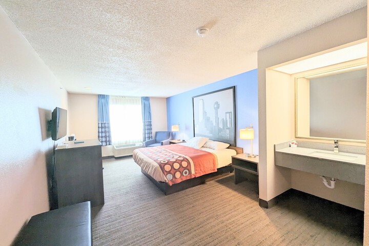 Super 8 by Wyndham Garland / Rowlett/East Dallas Area
