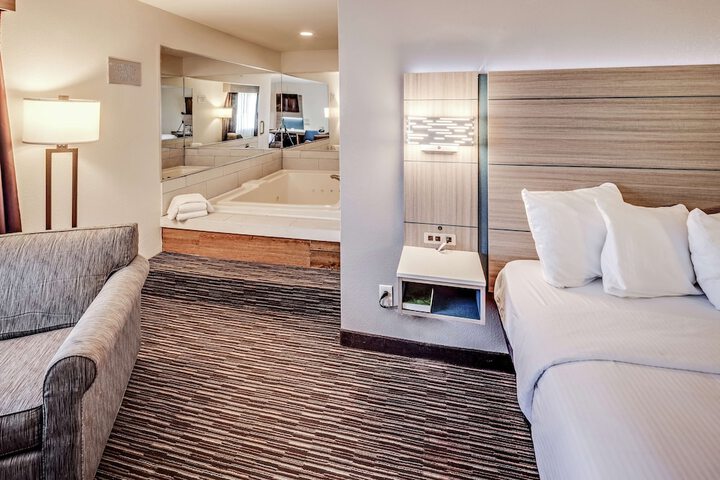Room 18 of 20
