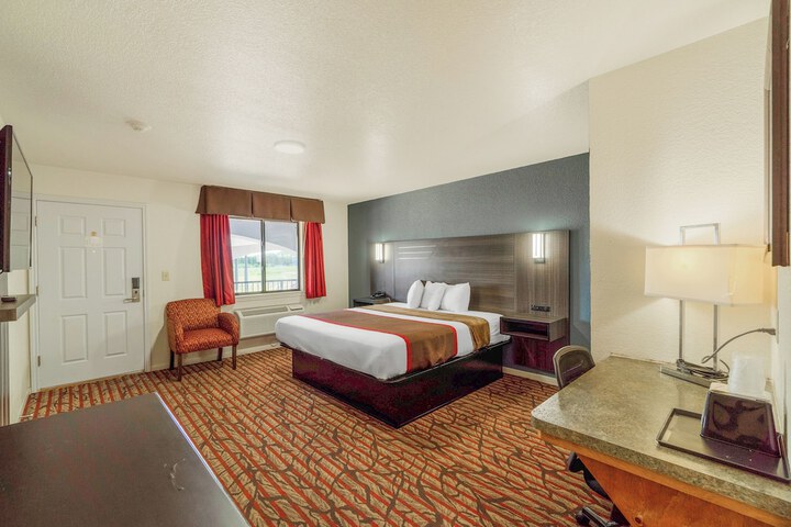 Room 40 of 70