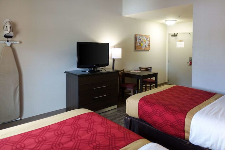Room 18 of 31
