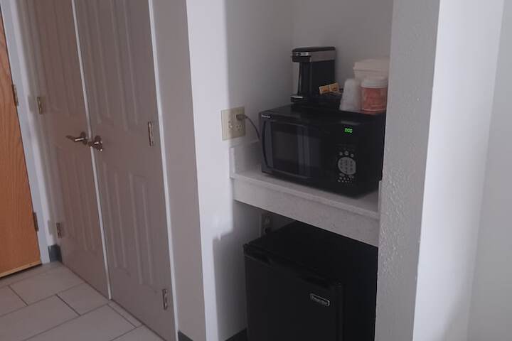 Room 30 of 43