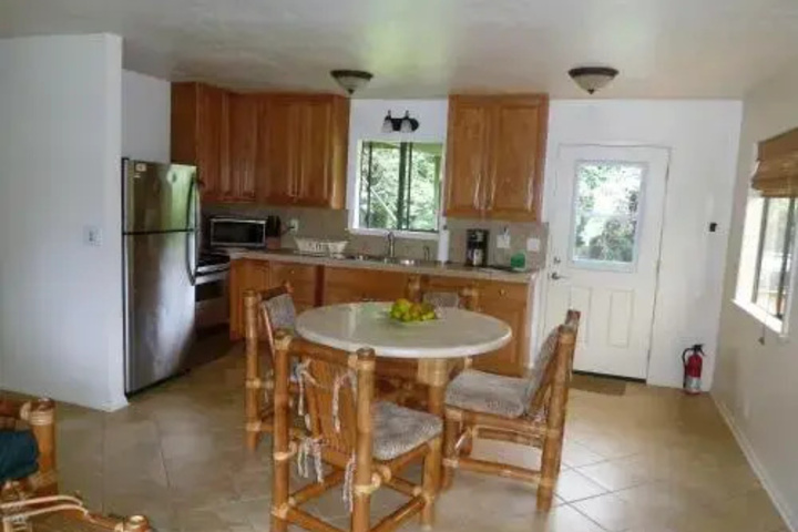 Hale Nanea Hana Paradise Cottages