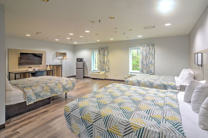 Motel 6 Libertyville IL