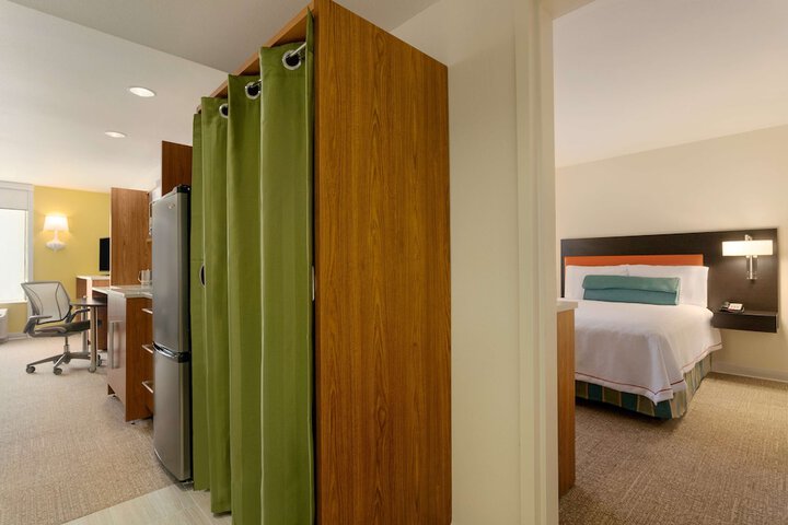 Home2 Suites by Hilton Denver West - Federal Center CO
