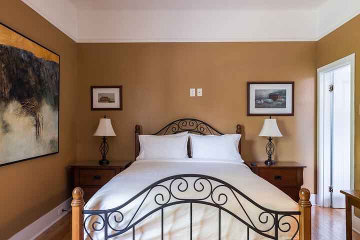 Room 48 of 51