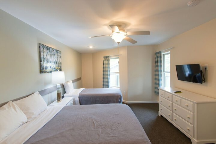 Room 15 of 33