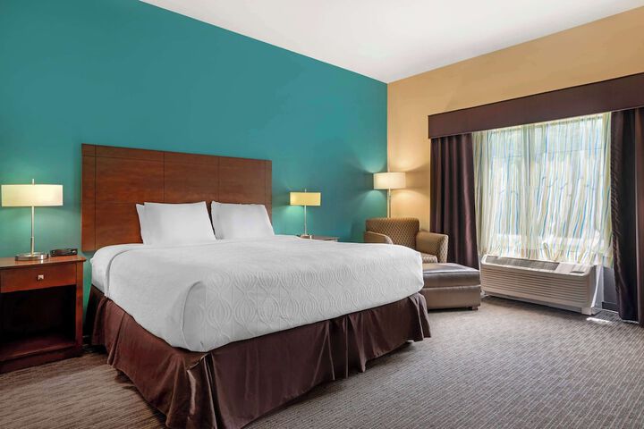 Room 42 of 53