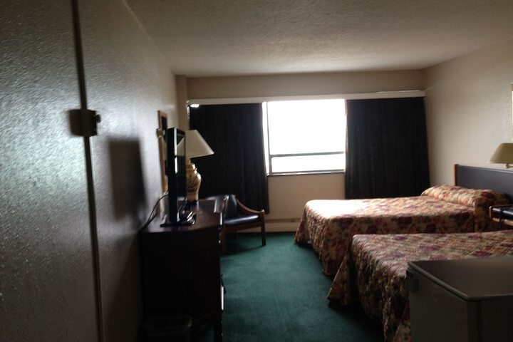 Room 44 of 68