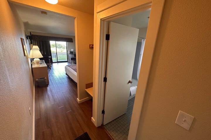 Room 96 of 181