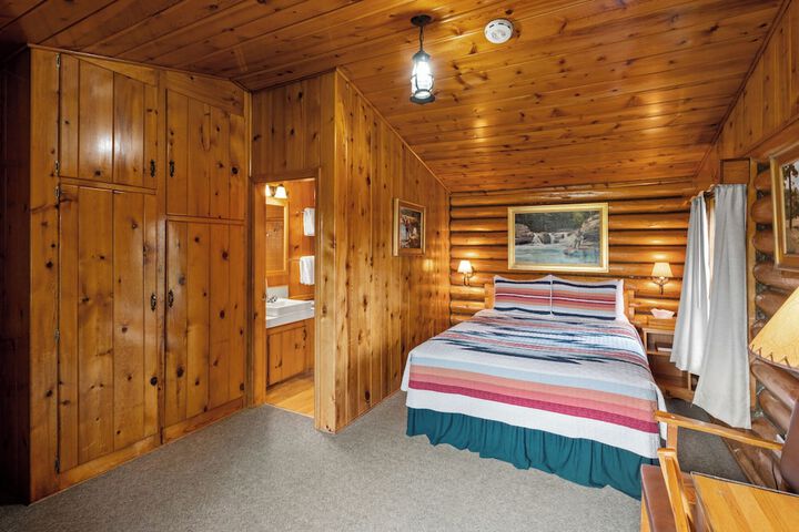 El Western Cabins & Lodges