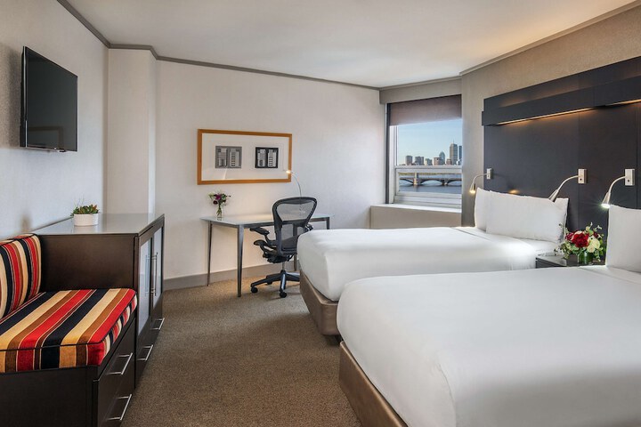 Room 56 of 94