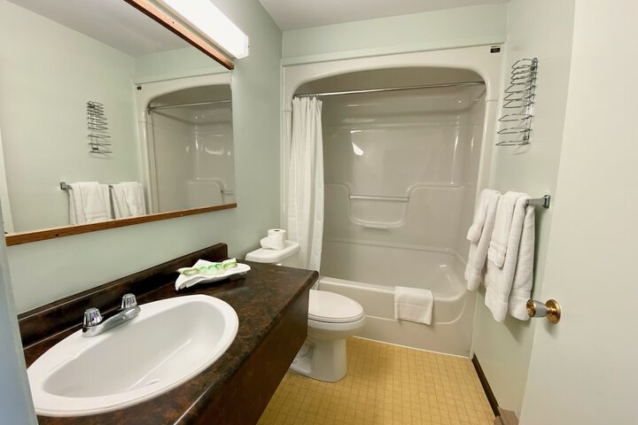 Room 12 of 44