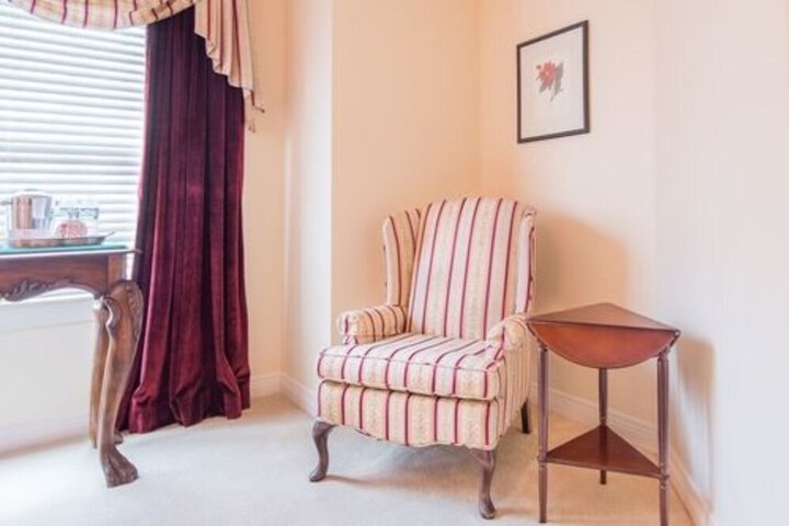 Room 34 of 58