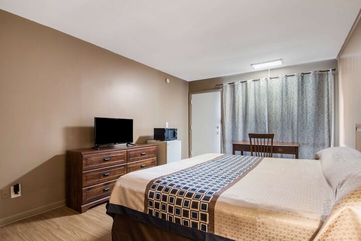 Knights Inn Amsterdam