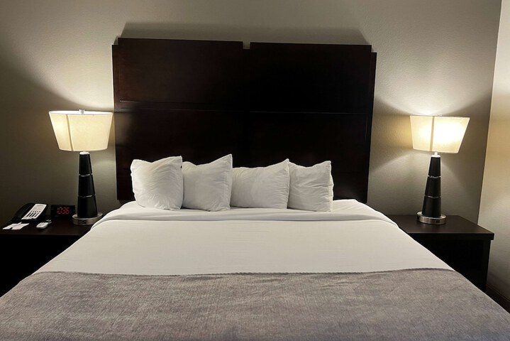 Room 15 of 42