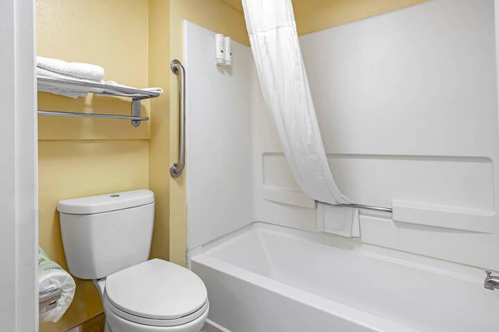 Quality Inn Fuquay Varina East