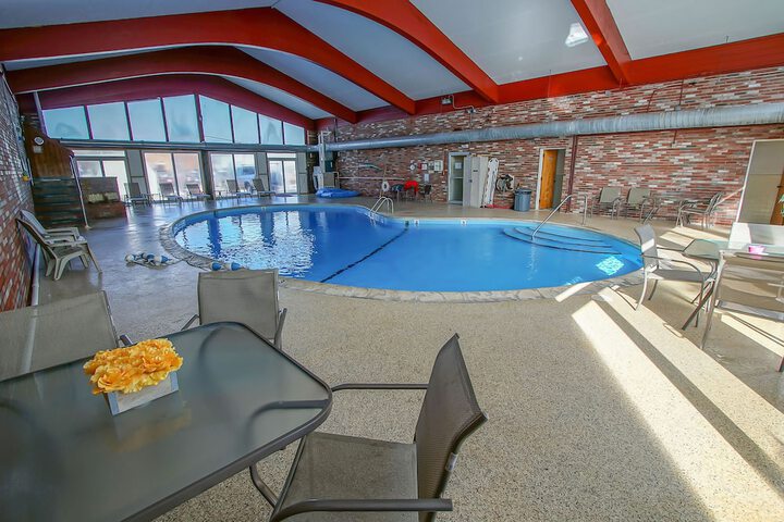 Pool 7 of 33