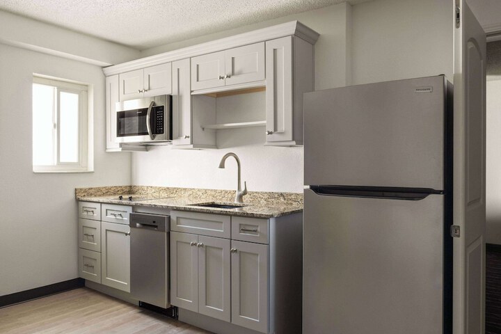 Ramada by Wyndham Elko Hotel at Stockmens Casino