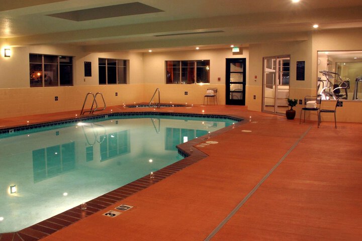 Best Western Snowcap Lodge