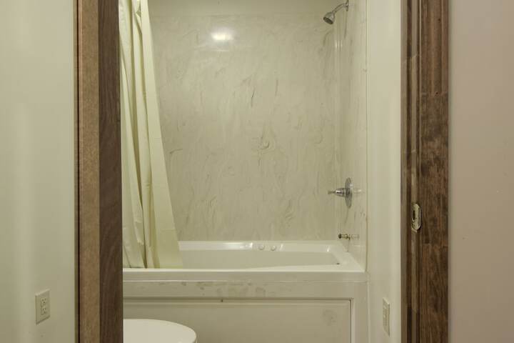 Room 36 of 43