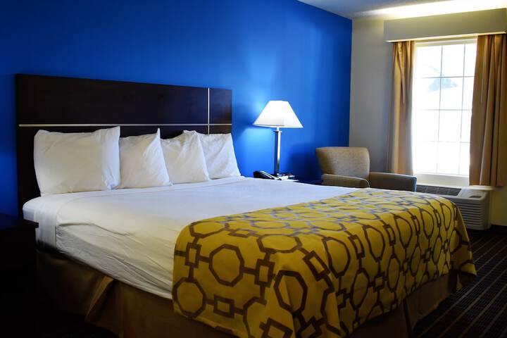 Room 14 of 32