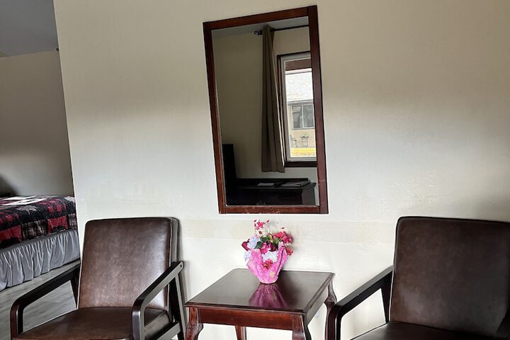 Room 28 of 45