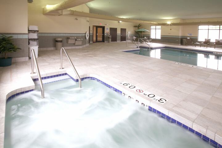 Pool 11 of 60