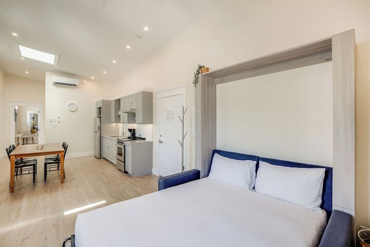 Stirling All Suites Hotel