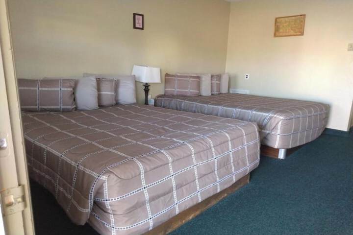 Room 6 of 23