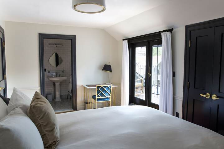Room 36 of 50