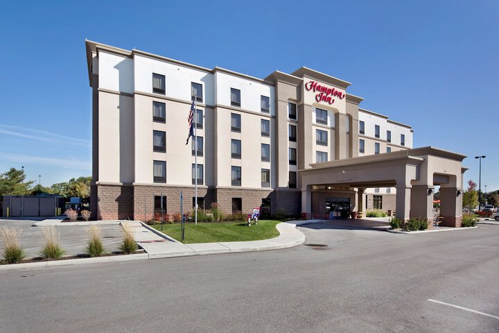 Hotel 1 of 36